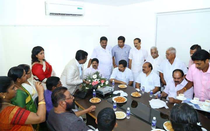 Chit Chat with the Ministers 