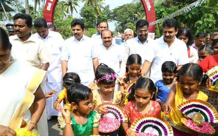 Welcome with Poo Thalam Welcome with Poo Thalam