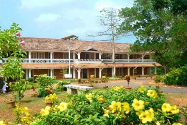 Kottakkal Arya Vaidya Sala