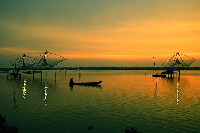 Kumbalangi Backwaters