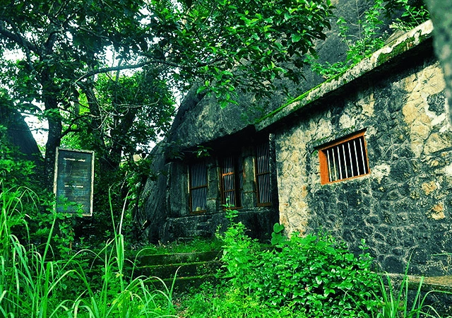 Kaviyoor Rock Cut Temple