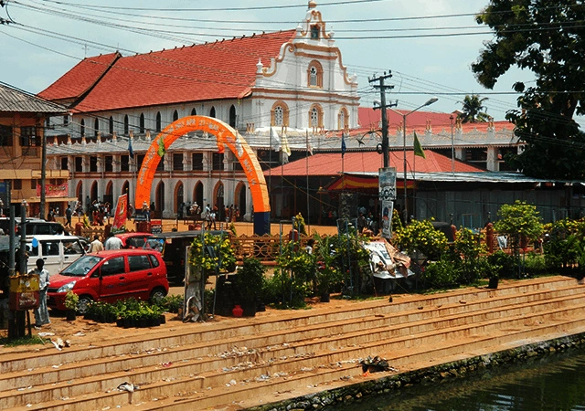 Edathua Perunnal