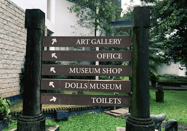 Direction Board Kerala Museum Direction Board Kerala Museum