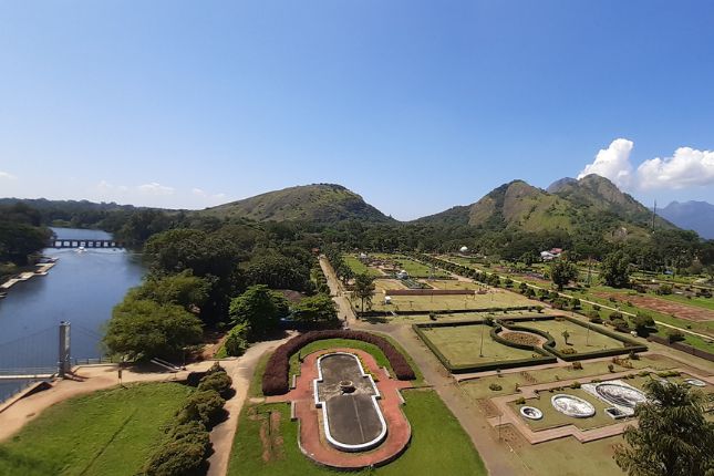 Exploring Kerala: A Comprehensive Guide to the Top 25 Kerala Tour Package Destinations | Paradise Holidays