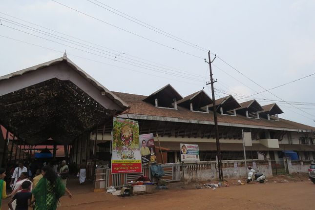 Chottanikkara Bhagavathy Temple - Spiritual Places to Tour in Kerala | Kerala Tour Packages - Paradise Holidays