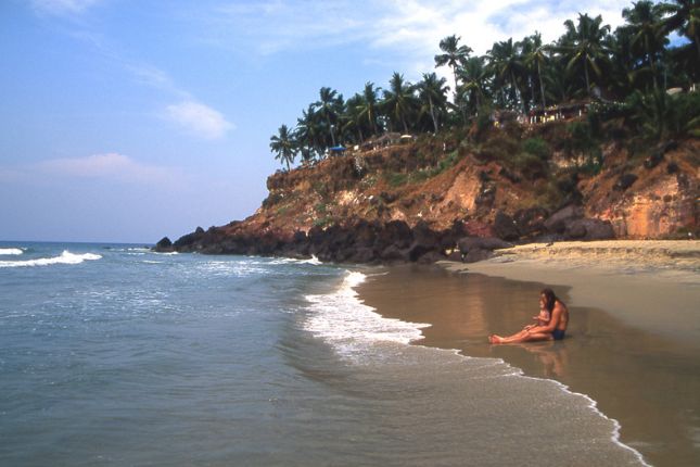 Varkala: The Cliffside Retreat | Kerala Tour Packages | Paradise Holidays