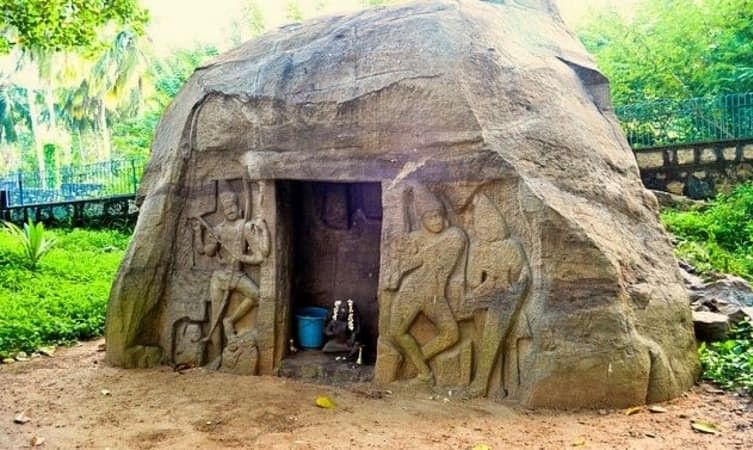 Vizhinjam rock cut cave temple Kovalam travel