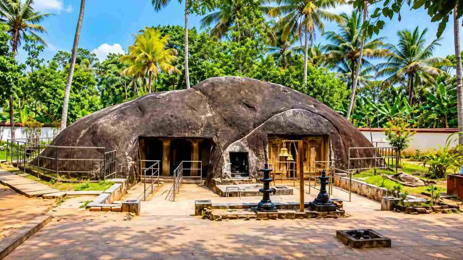 Vizhinjam Rock-Cut Cave Temple