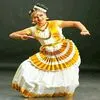 Mohiniyattam